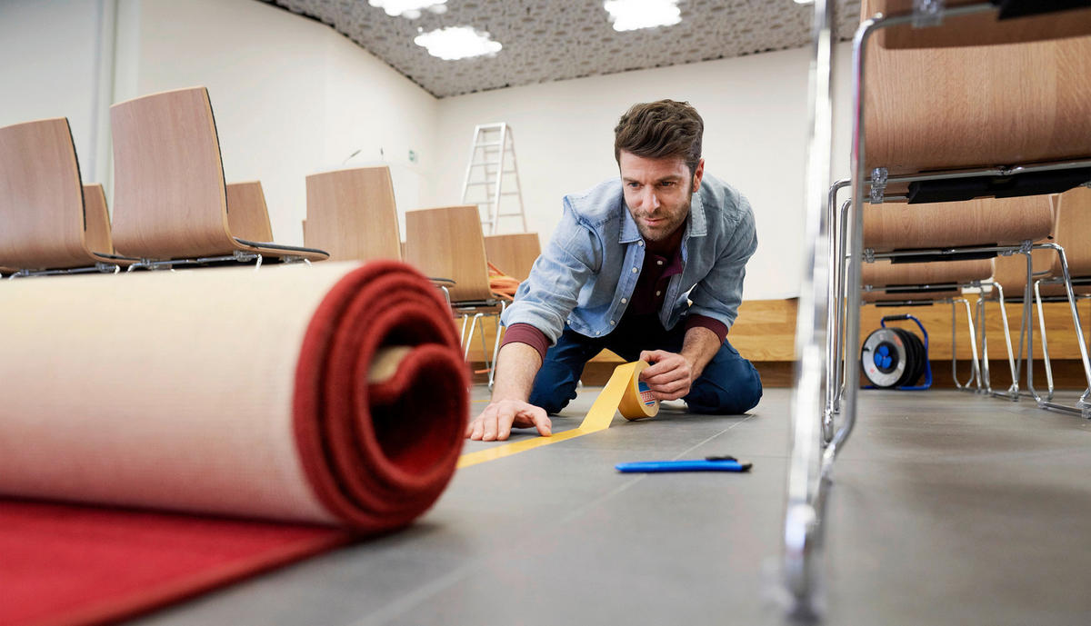 tesa Doppelseitiges Klebeband Universal B/L: ca. 3,8x2500 cm Doppelseitiges_Klebeband_Universal - (3,80/2500,00cm) - tesa