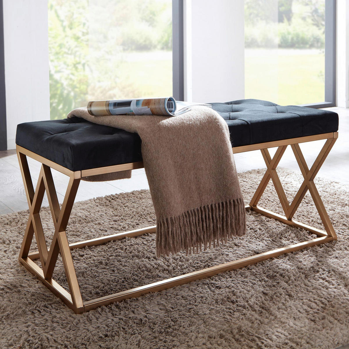 Sitzbank schwarz gold lackiert Samt Edelstahl B/H/T: ca. 90x46x44 cm Sitzbank - gold/schwarz (90,00/46,00/44,00cm) - Wohnling