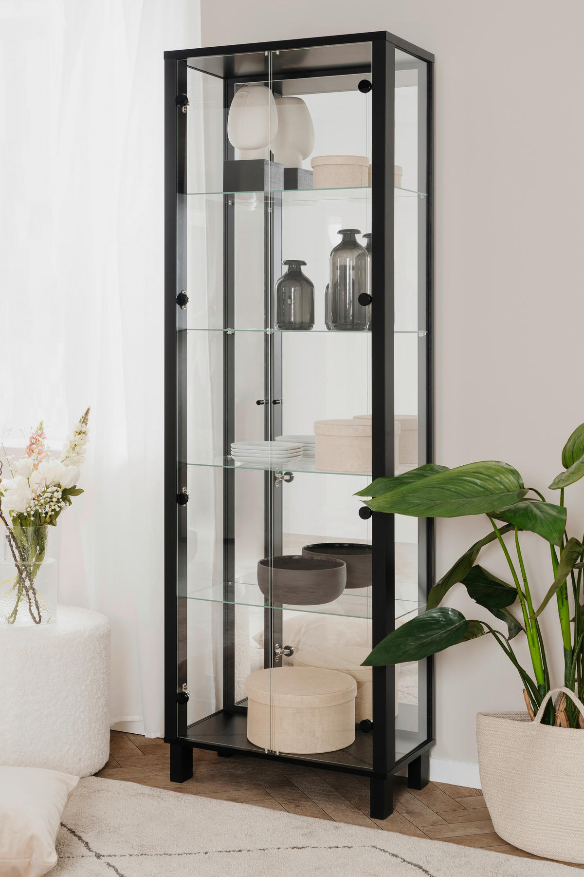 Vitrine Albi schwarz B/H/T: ca. 62x189x33 cm Albi - schwarz (62,00/189,00/33,00cm)