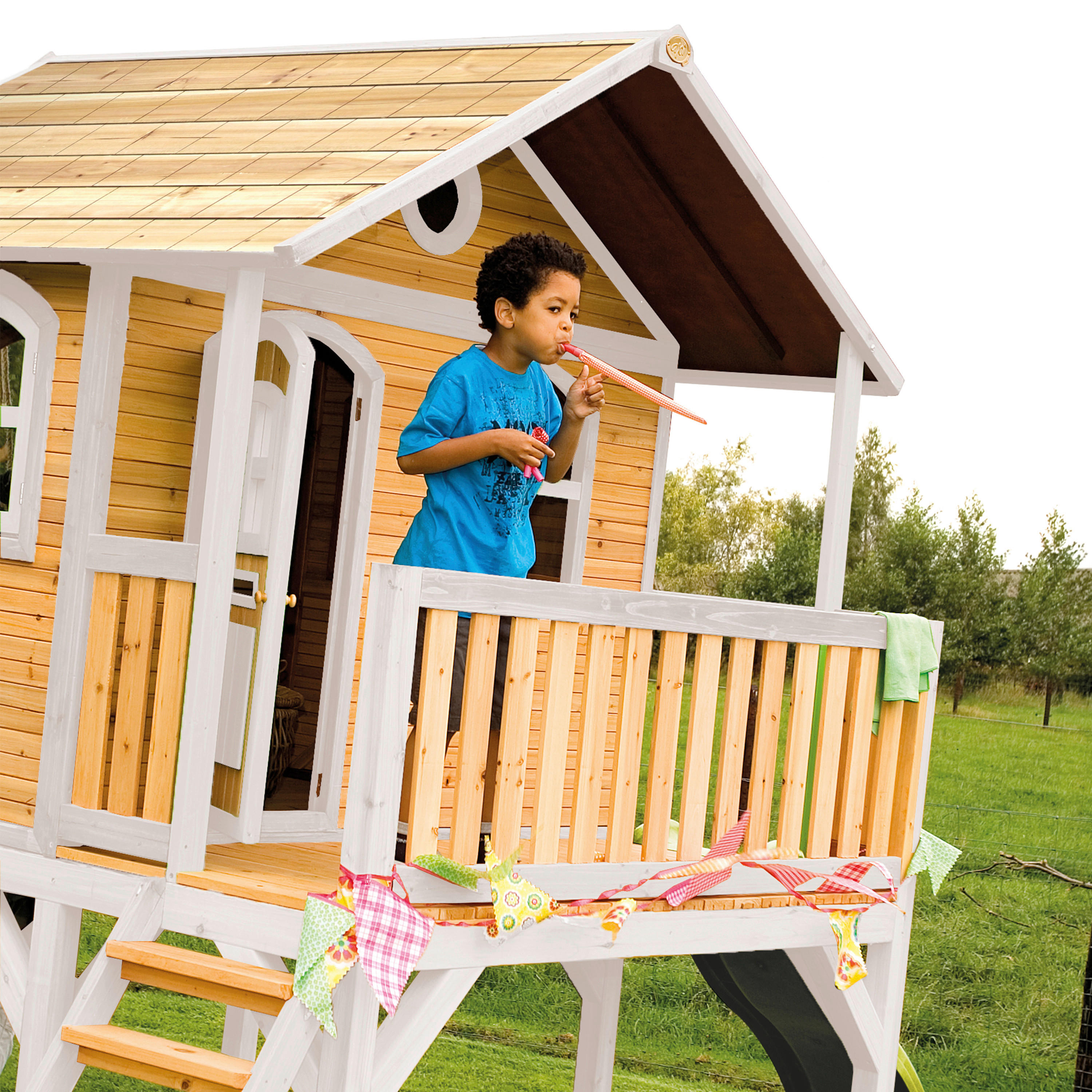 AXI Spielhaus Sophie weiß B/H/L: ca. 380x274x212 cm Sophie - braun/weiß (212,00/380,00/274,00cm) - AXI