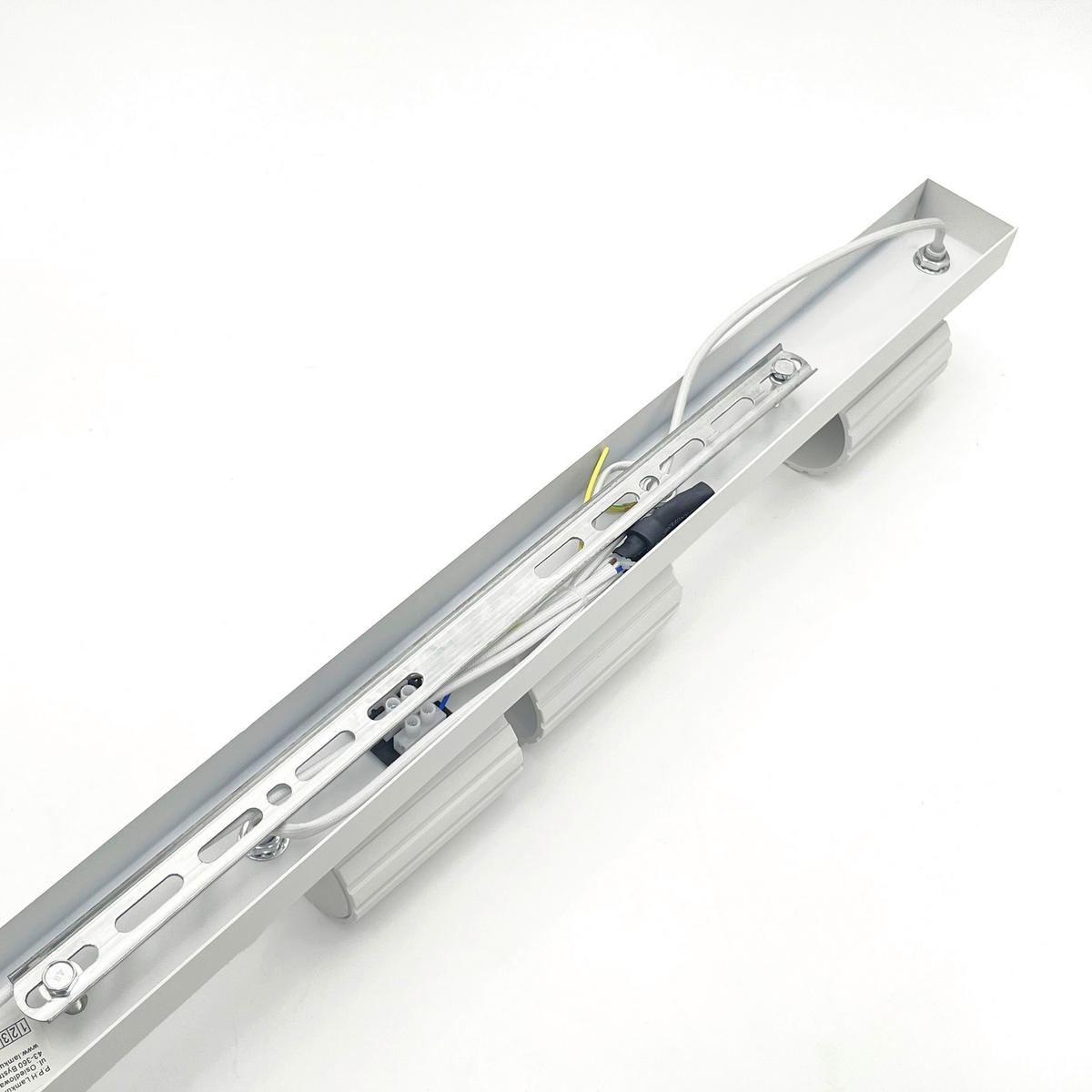 Lamkur Strahler weiß Stahl B/H/L: ca. 6,5x16,5x81 cm 4 Brennstellen Prisma - weiß (81,00/6,50/16,50cm) - Lamkur