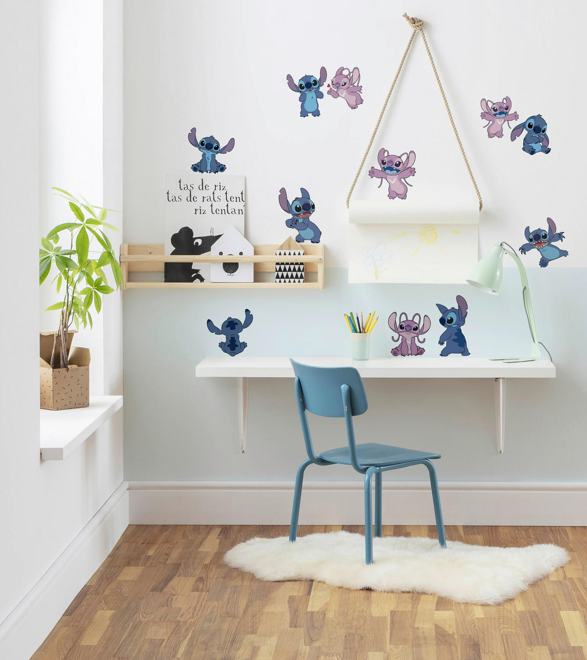 Komar Wandtattoo Stitch and Angel Happy  Stitch and Angel Happy B/L: ca. 50x70 cm Stitch and Angel Happy - (50,00/70,00cm) - Komar