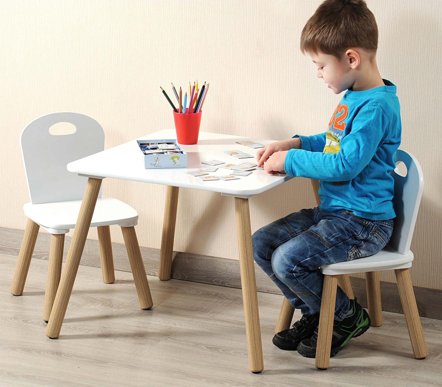 Kesper Kindertisch mit 2 Stühlen weiß Spanplatte Kindertisch_mit_2_Stühlen - weiß - Kesper