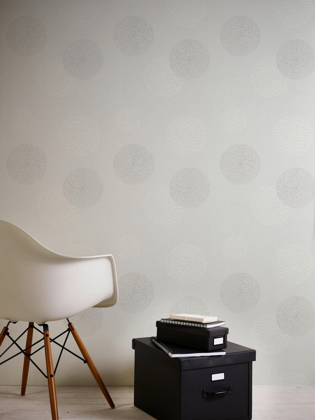 A.S.Creation Vliestapete Black & White Punkte creme B/L: ca. 53x1005 cm Black & White - creme (53,00/1005,00cm) - A.S.Creation
