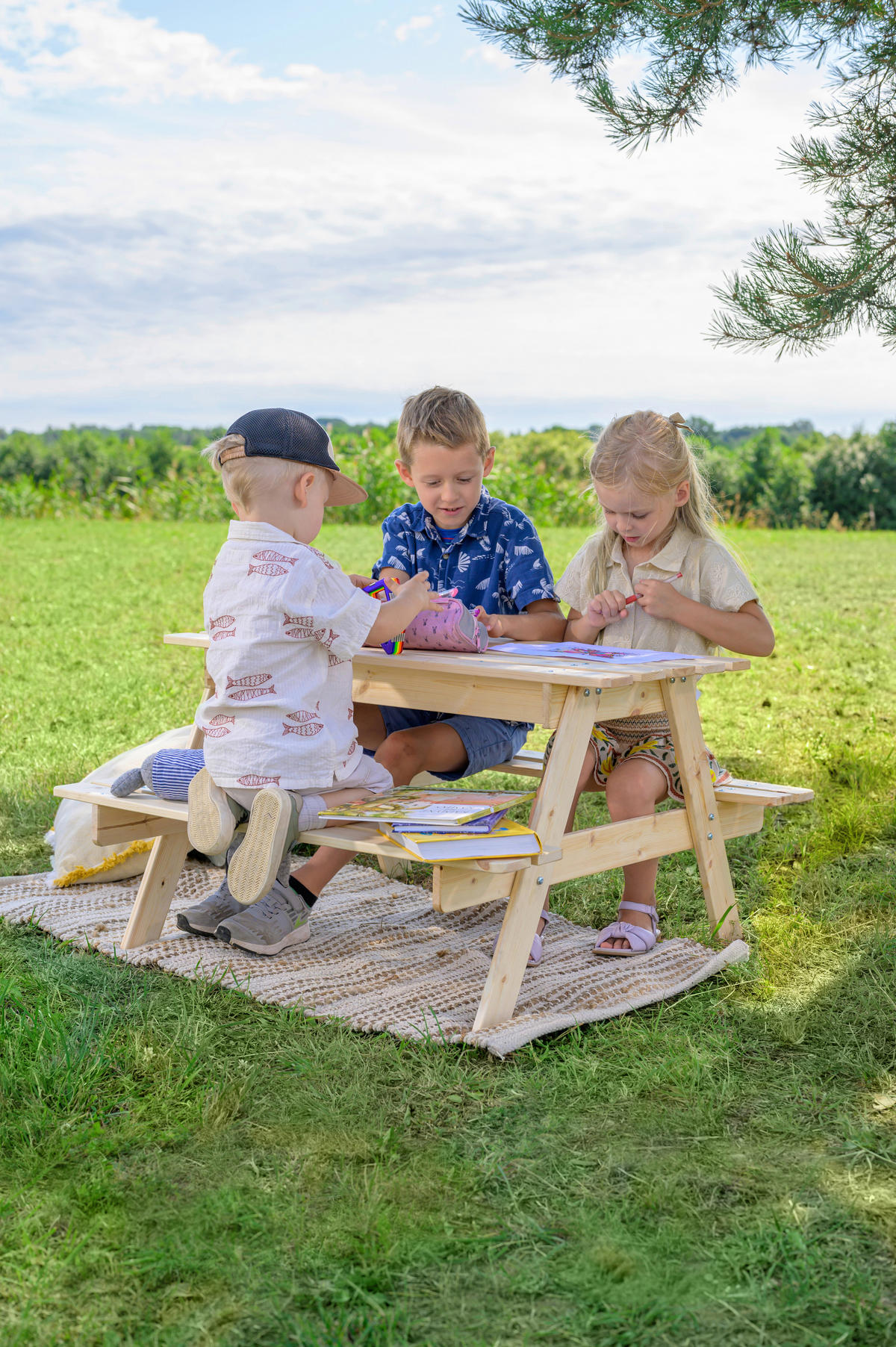 Timbela Kindersitzgarnitur M010 natur Holz B/H/L: ca. 90x50x90 cm M010 - natur (90,00/90,00/50,00cm) - Timbela