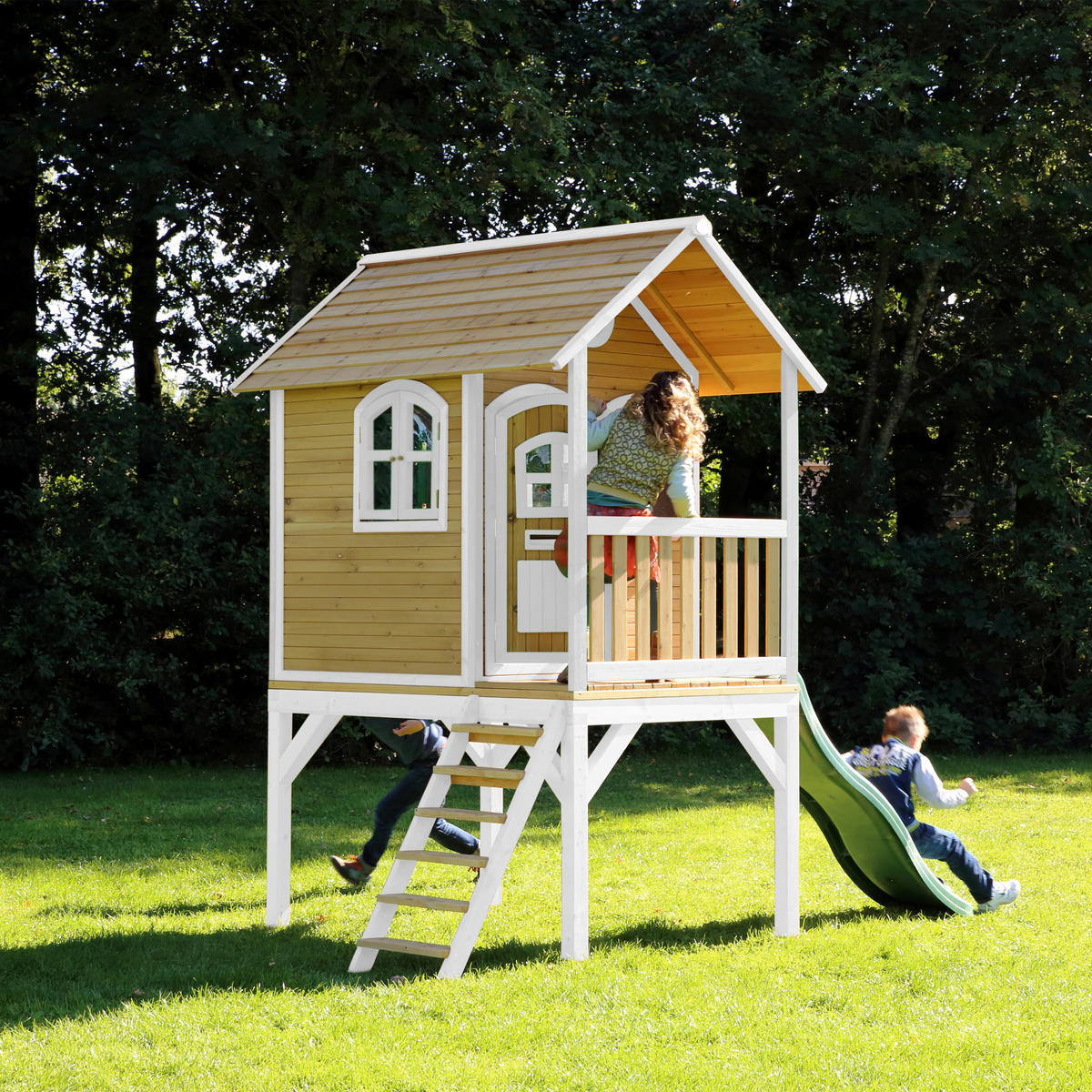 AXI Spielhaus Laura braun B/H/L: ca. 318x272x191 cm Laura - braun/weiß (191,00/318,00/272,00cm) - AXI
