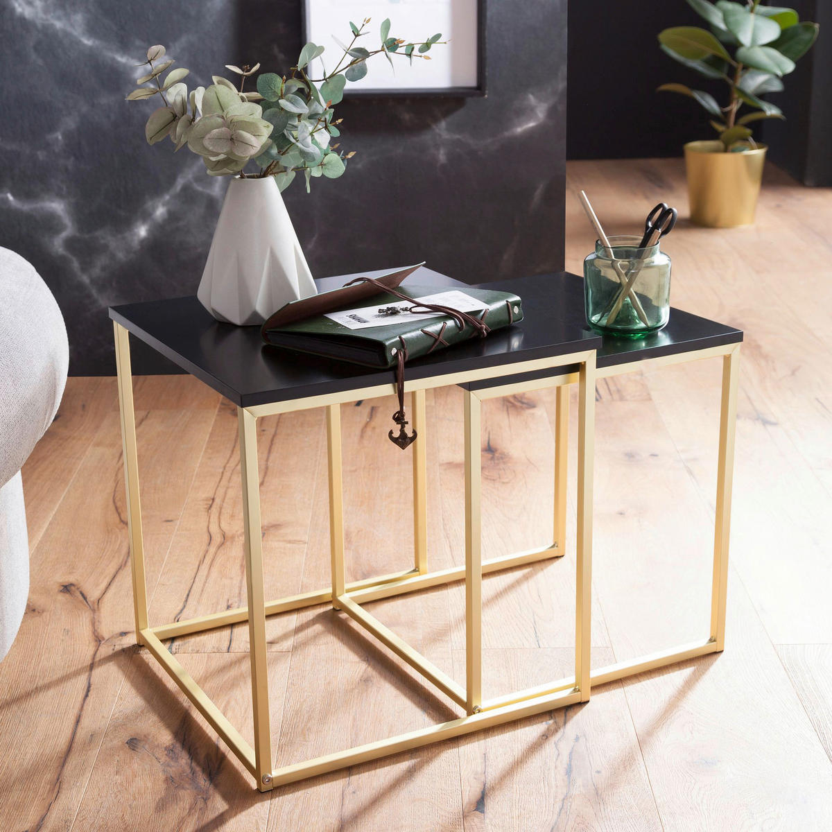 Beistelltisch 2er-Set schwarz Lack matt gold lackiert MDF Metall 2er-Set - gold/schwarz - Wohnling