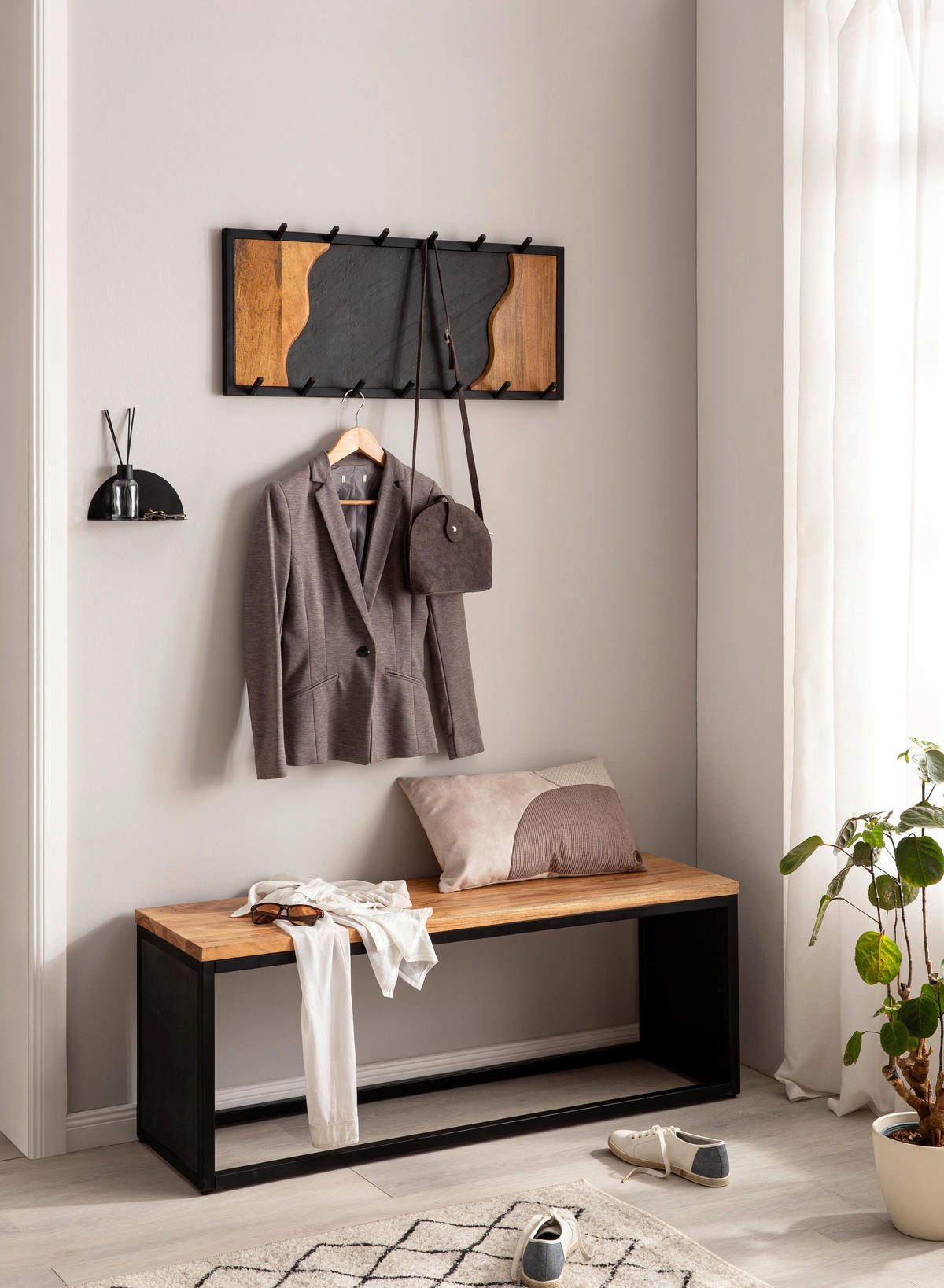 Wandgarderobe schwarz B/H/T: ca. 80x36x6 cm Wandgarderobe - schwarz (80,00/36,00/6,00cm) - Wohnling
