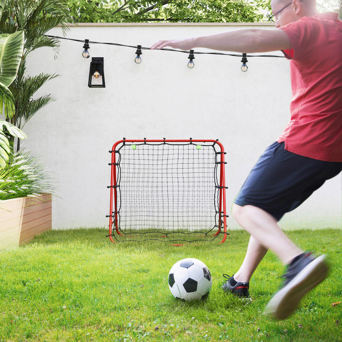 HOMCOM Fußball Rebounder rot Stahl B/H/L: ca. 95x90x100 cm Fußball Rebounder - rot (100,00/95,00/90,00cm) - HOMCOM