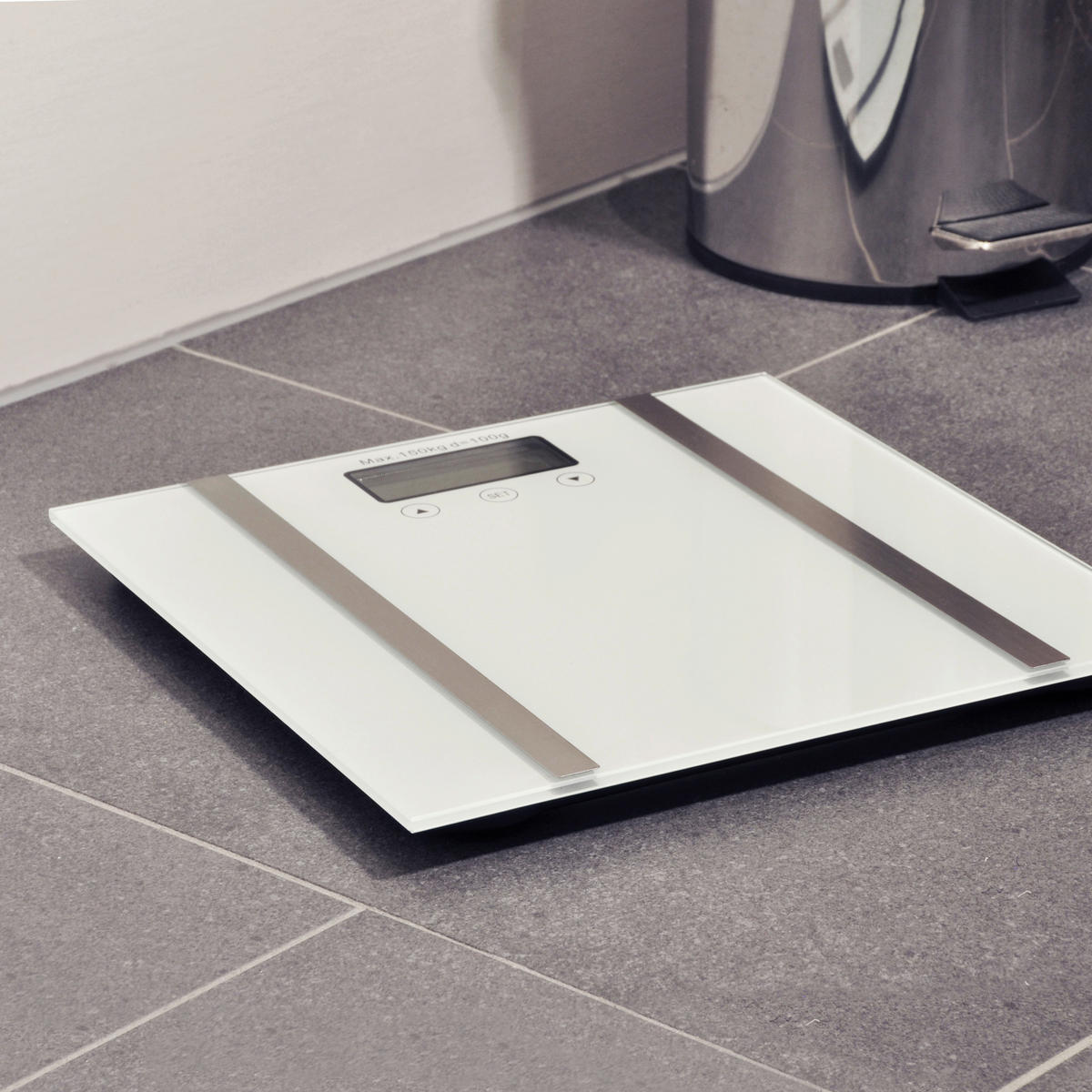 HI Körperanalysewaage silber Glas B/H/L: ca. 28x2x28 cm Körperanalysewaage - silber (28,00/28,00/2,00cm) - HI