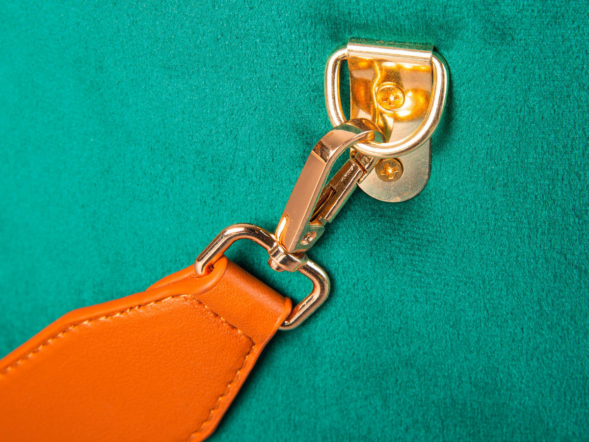 Inter Link Hocker Papua grün MDF Samtoptik B/H/T: ca. 35x45x35 cm Papua - grün (35,00/45,00/35,00cm) - Inter Link