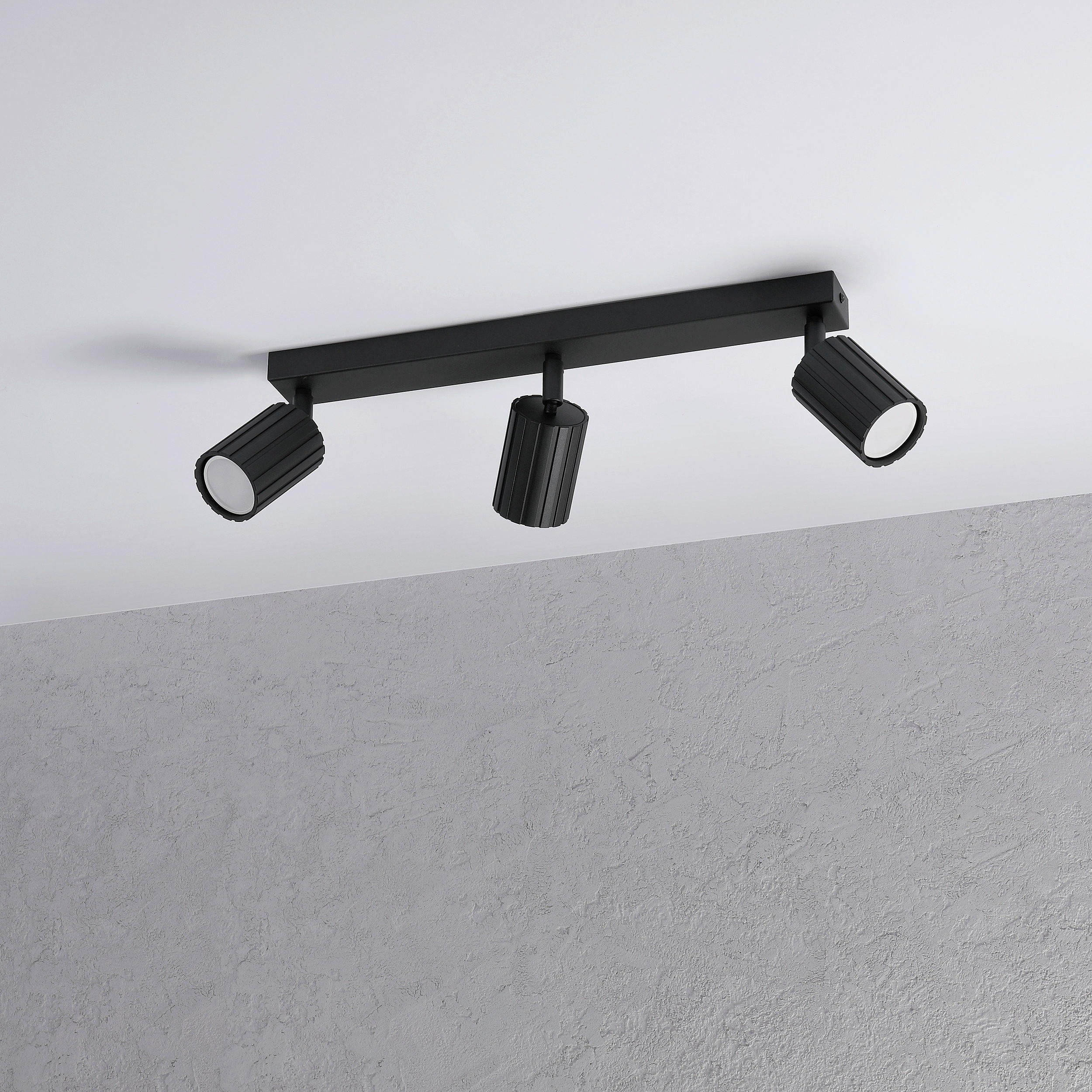 Thumbnail - Lamkur Strahler schwarz Stahl B/H/L: ca. 6,5x16,5x45 cm 3 Brennstellen