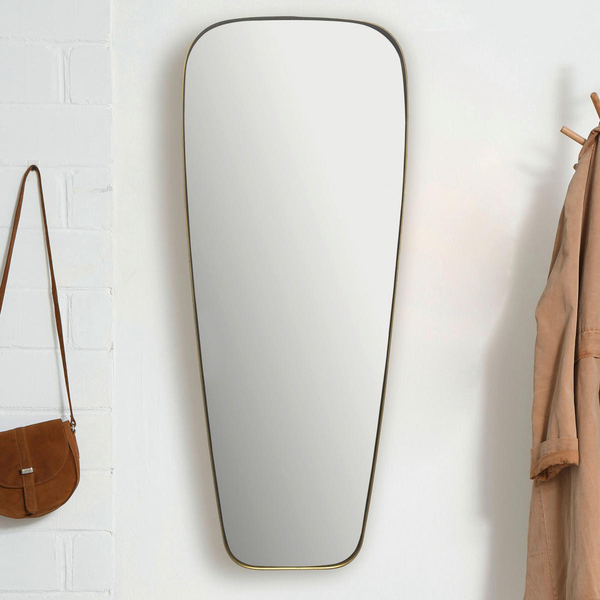 Wandspiegel gold Metall B/H/T: ca. 38x100x2,5 cm Wandspiegel - gold (38,00/100,00/2,50cm) - Wohnling