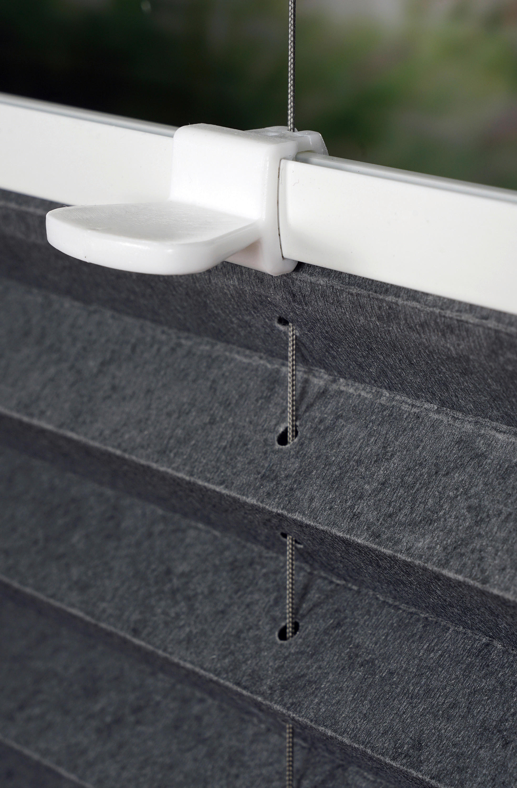 Thumbnail - Klemmplissee hellgrau B/L: ca. 90x130 cm