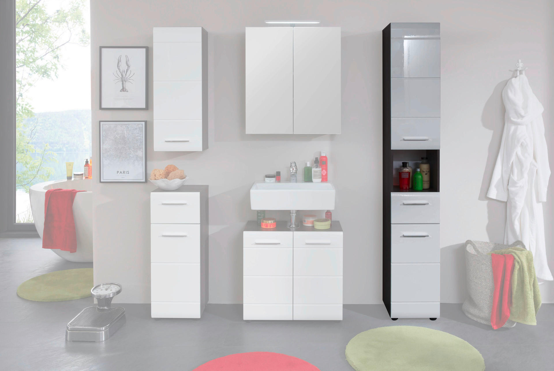 Badhochschrank Line Rauchsilber Nachbildung weiß Hochglanz B/H/T: ca. 30x182x31 cm Line - weiß (30,00/182,00/31,00cm)