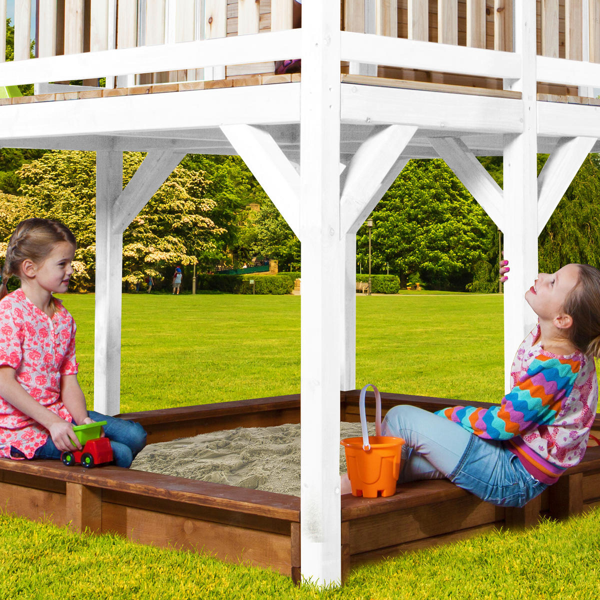 AXI Spielhaus Liam braun B/H/L: ca. 377x291x255 cm Liam - braun/weiß (255,00/377,00/291,00cm) - AXI