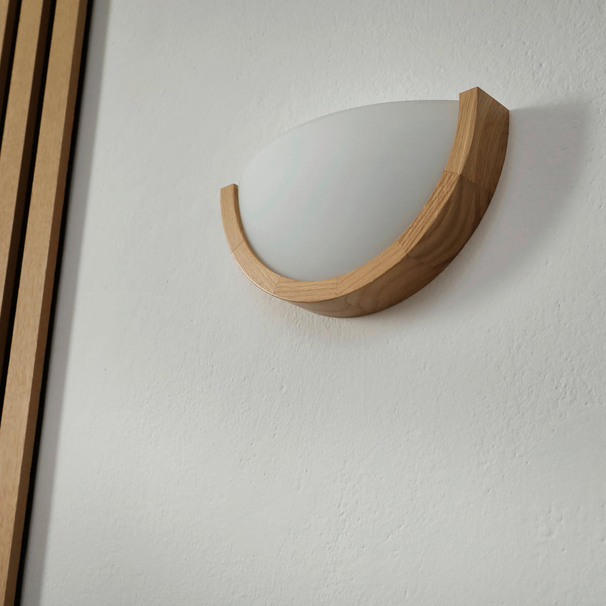 Lamkur Wandleuchte Eiche Holz Glas B/H/L: ca. 20x14x30 cm E27 1 Brennstellen Anello - Eiche (30,00/20,00/14,00cm) - Lamkur