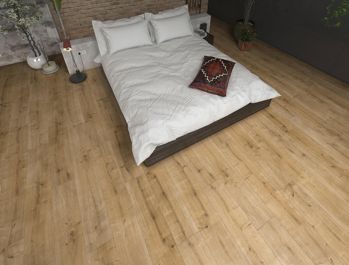 Laminatboden Eiche beige ca. 2,245 m² im Paket  B/L: ca. 19,4x128,6 cm pro Paket Eiche beige ca. 2,245 m² im Paket - beige (19,40/128,60cm)