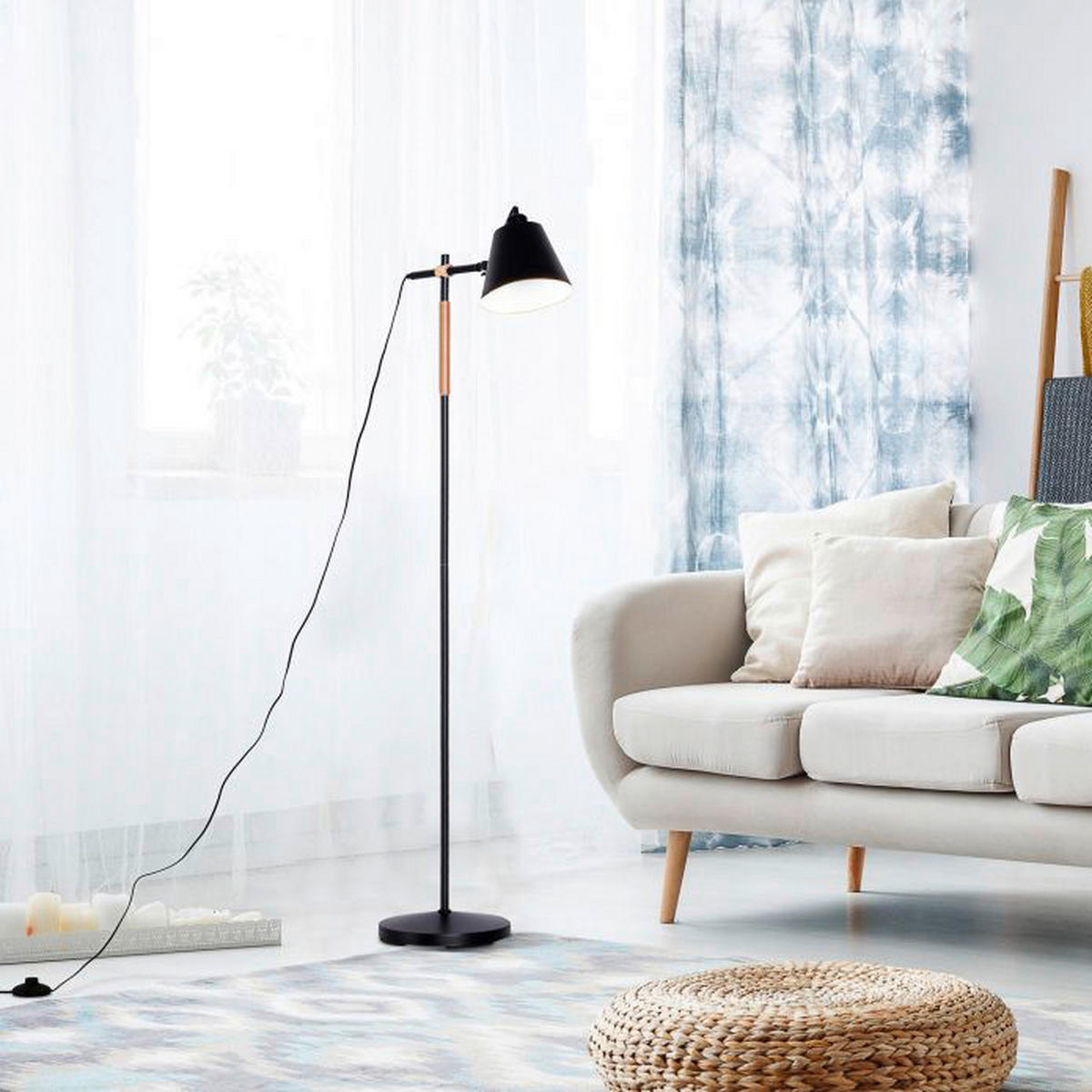 HOMCOM Stehleuchte B31-112BK schwarz Holz Metall B/H/L: ca. 30x155x54 cm E27 1 Brennstellen Stehleuchte B31-112BK - schwarz (54,00/30,00/155,00cm) - HOMCOM