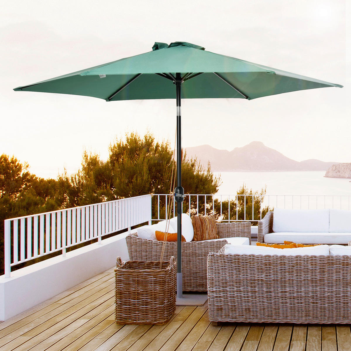 Outsunny Sonnenschirm grün Stahl B/H/L: ca. 270x235x270 cm Sonnenschirm_mit_Handkurbel - grün (270,00/270,00/235,00cm) - Outsunny