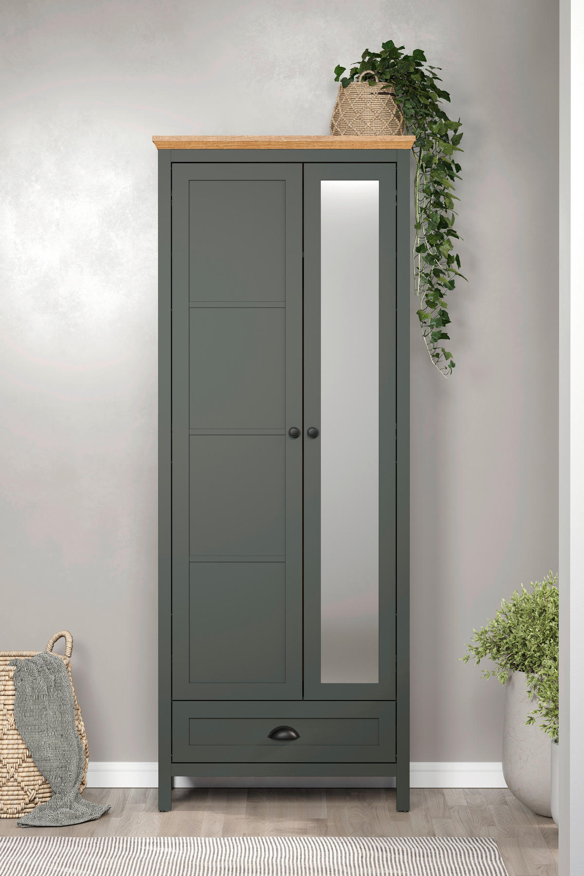 Garderobenschrank Stanton tannengrün Eiche Evoke Coast Nachbildung B/H/T: ca. 77x198x39 cm Stanton - Eiche/tannengrün (77,00/198,00/39,00cm)