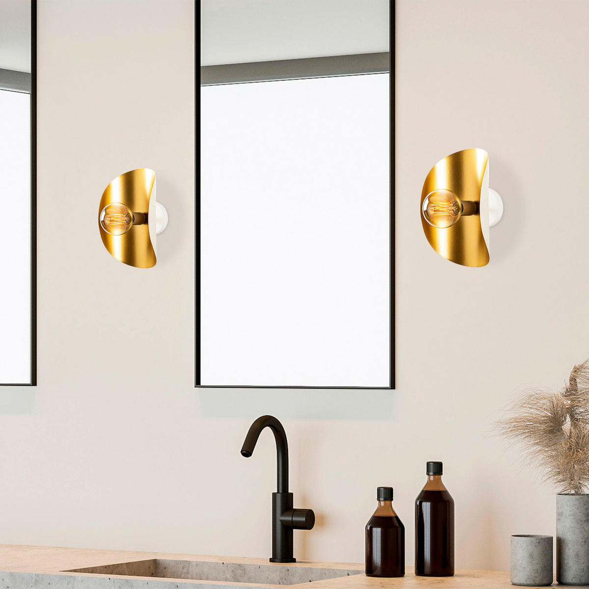 Opviq Wandleuchte Sivani gold weiß Eisen B/H/T/L: ca. 13x30x13x17 cm E27 1 Brennstellen Sivani - gold/weiß (17,00/13,00/30,00cm) - Opviq