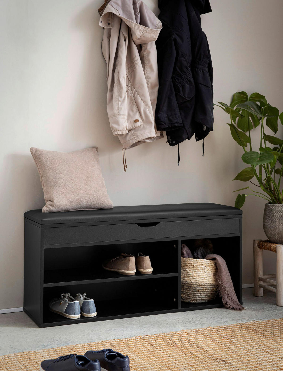 Schuhbank schwarz B/H/T: ca. 104x51x32 cm Schuhbank - schwarz (104,00/51,00/32,00cm) - Wohnling