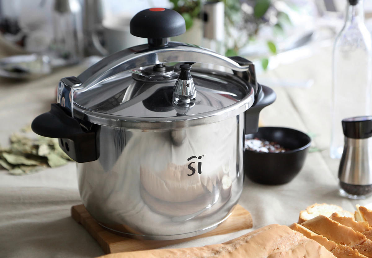 SAN IGNACIO Schnellkochtopf Córdoba silber Edelstahl B/H/L: ca. 26,7x25,8x29,8 cm Córdoba - silber (29,80/26,70/25,80cm) - SAN IGNACIO