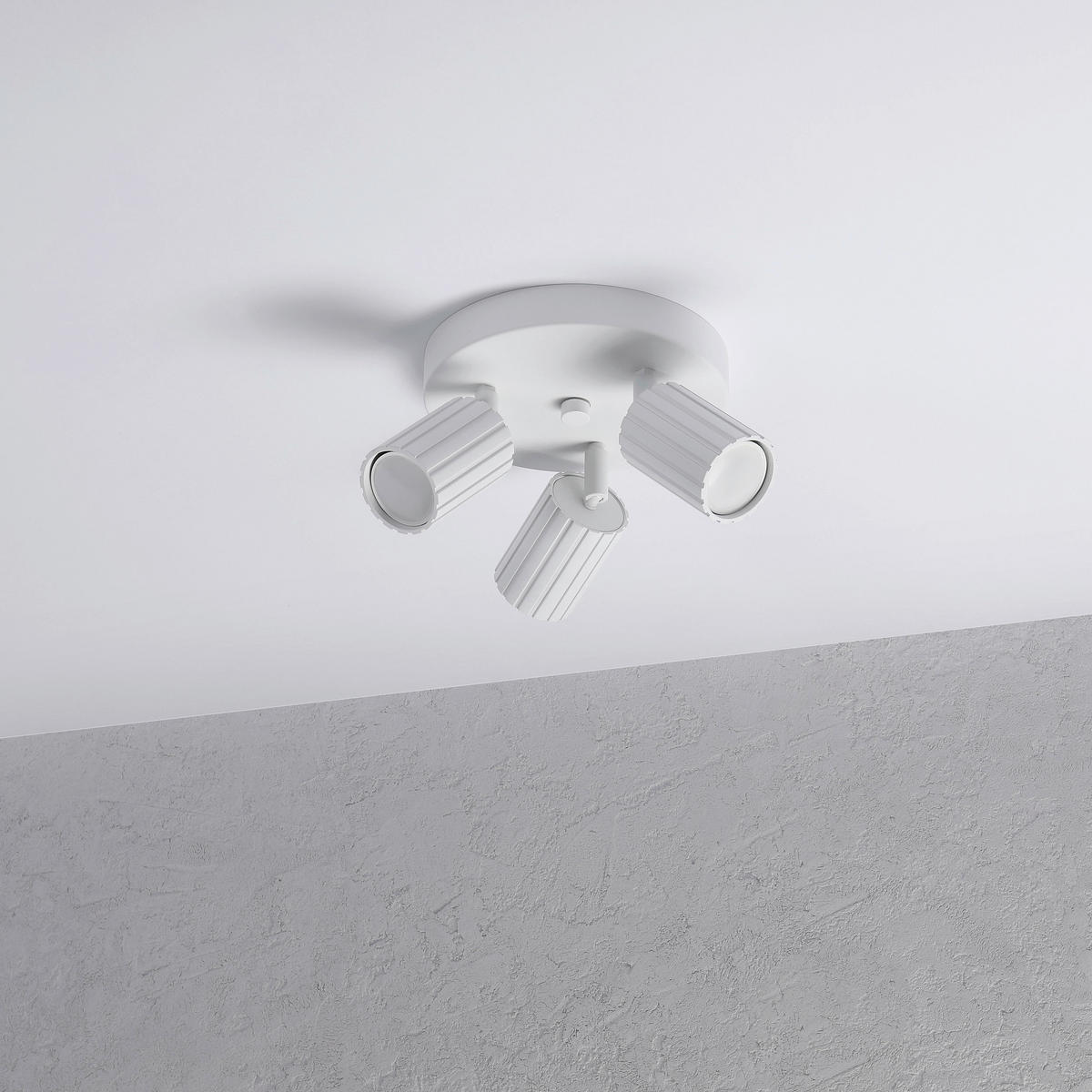 Lamkur Strahler weiß Stahl B/H/L: ca. 18x19,5x18 cm 3 Brennstellen Prisma - weiß (18,00/18,00/19,50cm) - Lamkur