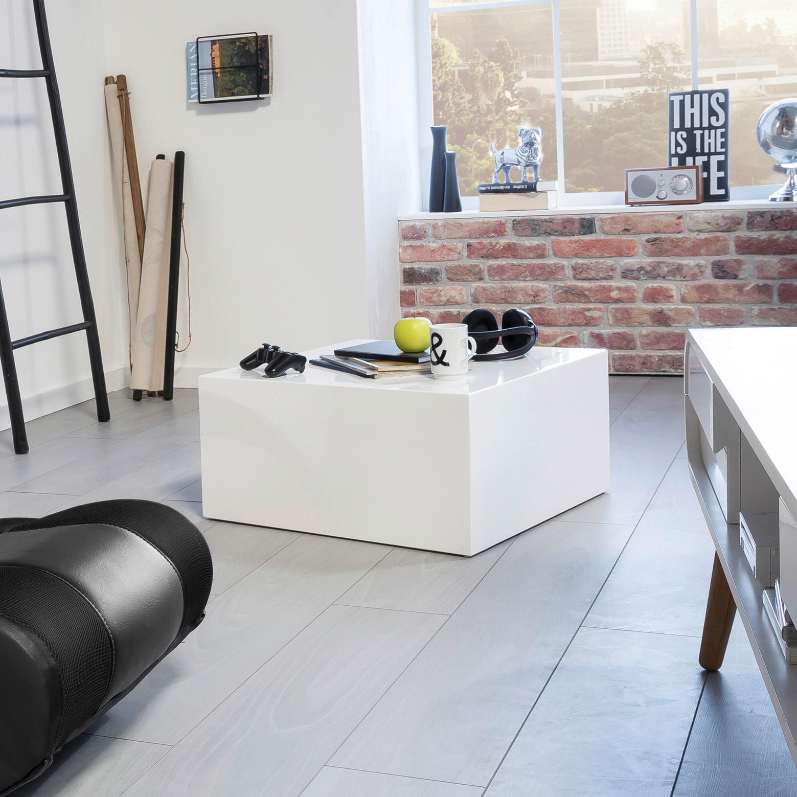 Couchtisch weiß Lack Hochglanz B/H/T: ca. 60x30x60 cm Monobloc Couchtisch - weiß (60,00/30,00/60,00cm) - Wohnling