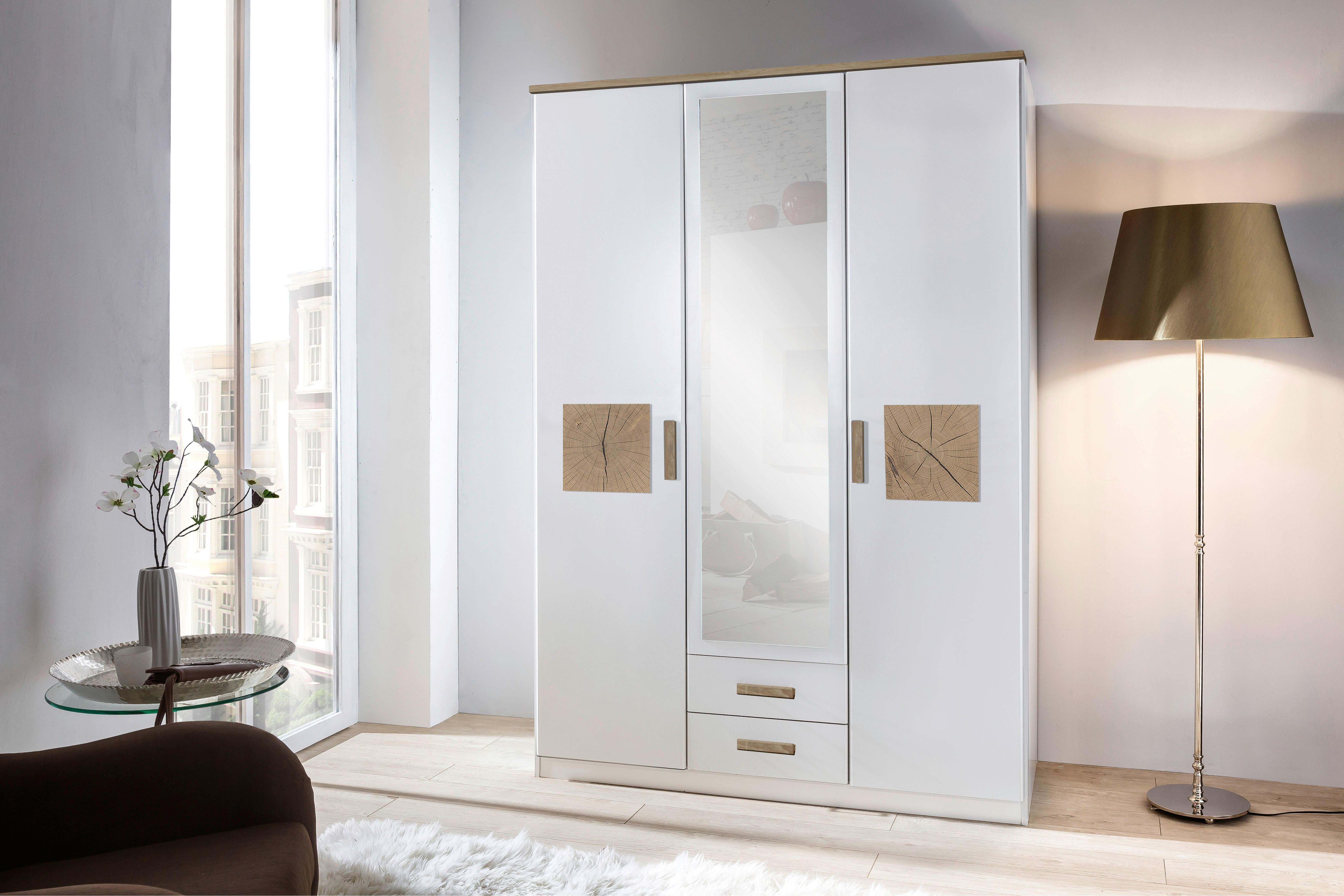 Kleiderschrank Kärnten Alpinweiß Nachbildung B/H/T: ca. 135x199x58 cm Kärnten - Alpinweiß (135,00/199,00/58,00cm)