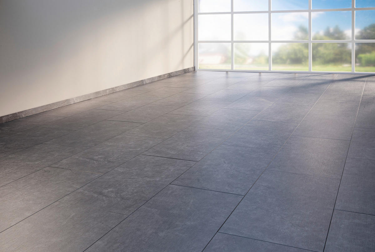 EGGER Laminatboden Fliese anth. ca. 2,5349 m² im Paket  B/L: ca. 34x130,5 cm pro Paket Fliese anth. ca. 2,5349 m² im Paket - anthrazit (34,00/130,50cm) - EGGER