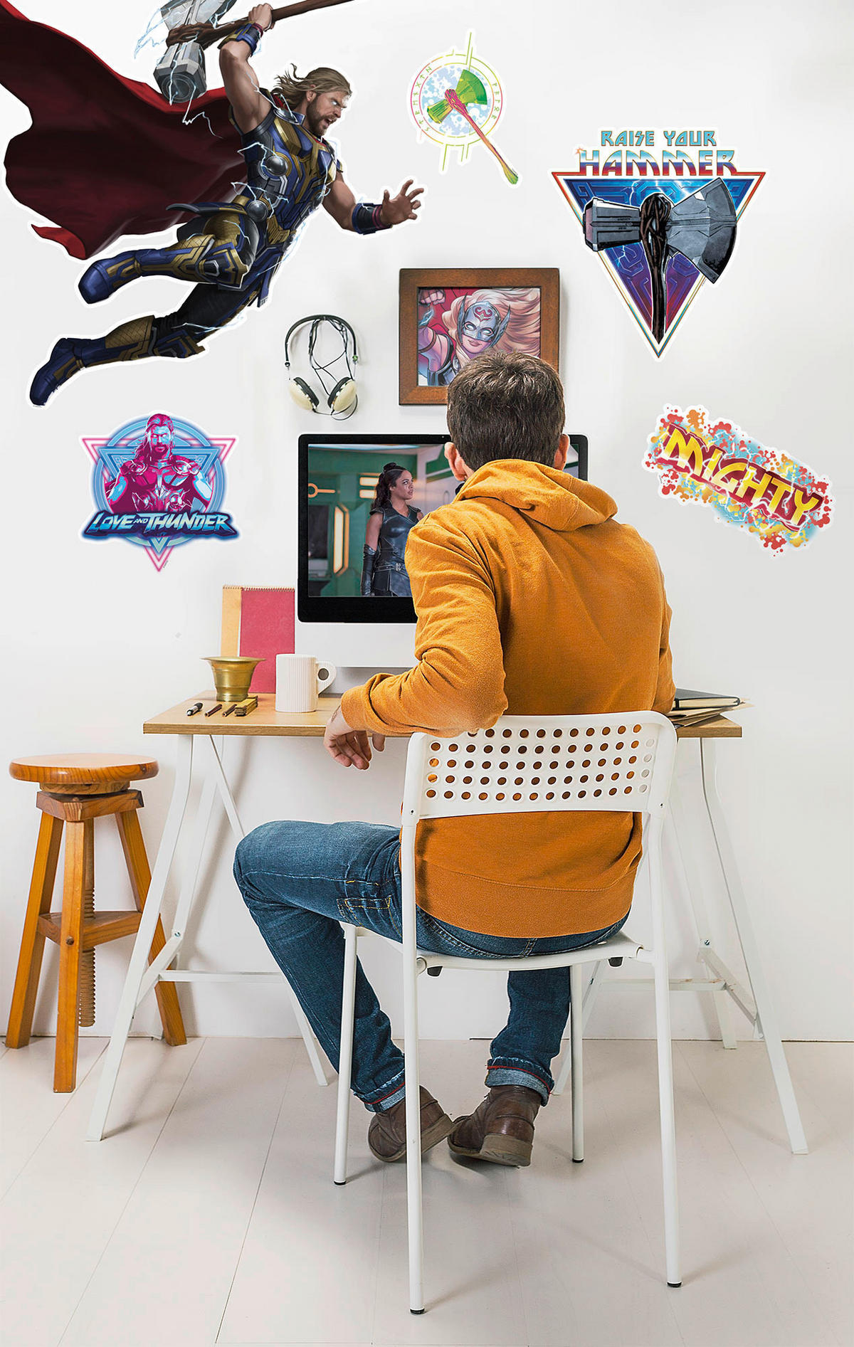 Komar Wandtattoo Thor4 - Mighty Thor Disney Thor4 - Mighty Thor B/L: ca. 100x70 cm Thor4 - Mighty Thor - (100,00/70,00cm) - Komar