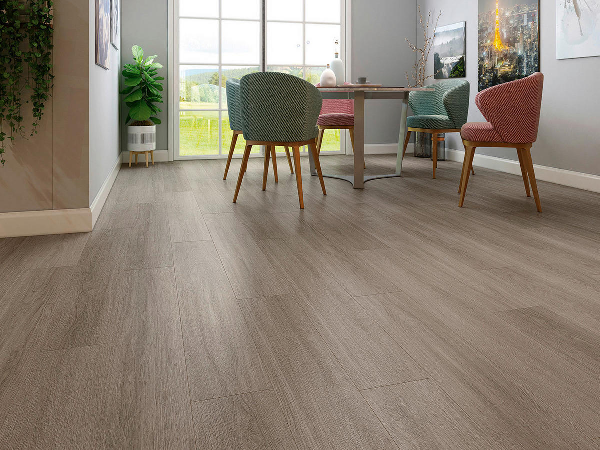 Laminatboden Eiche braun ca. 2,245 m² im Paket  B/L: ca. 19,4x128,6 cm pro Paket Eiche braun ca. 2,245 m² im Paket - braun/dunkelgrau (19,40/128,60cm)