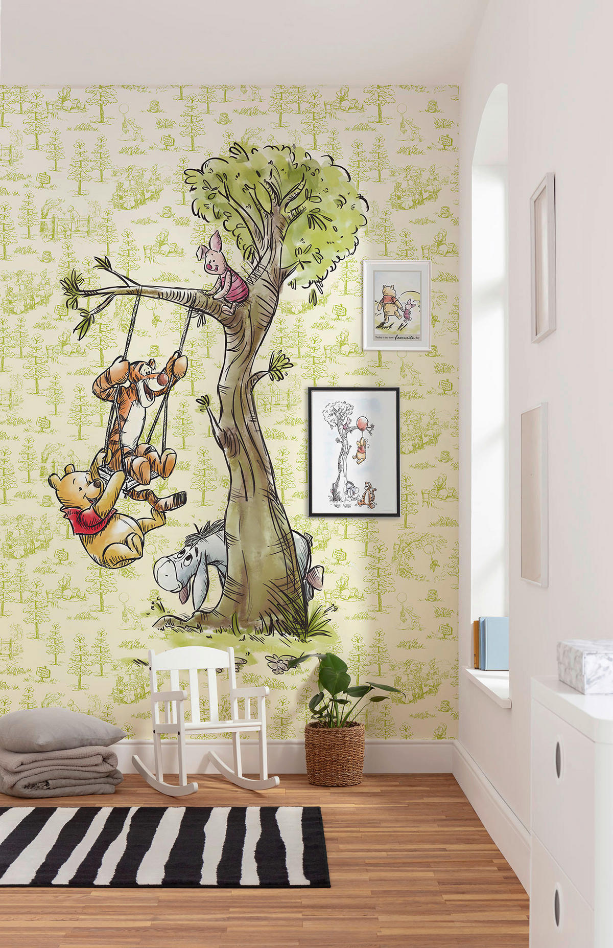 Komar Fototapete Winnie the Pooh in the wood DX4-017 B/H: ca. 200x280 cm Winnie the Pooh in the wood DX4-017 - (200,00/280,00cm) - Komar