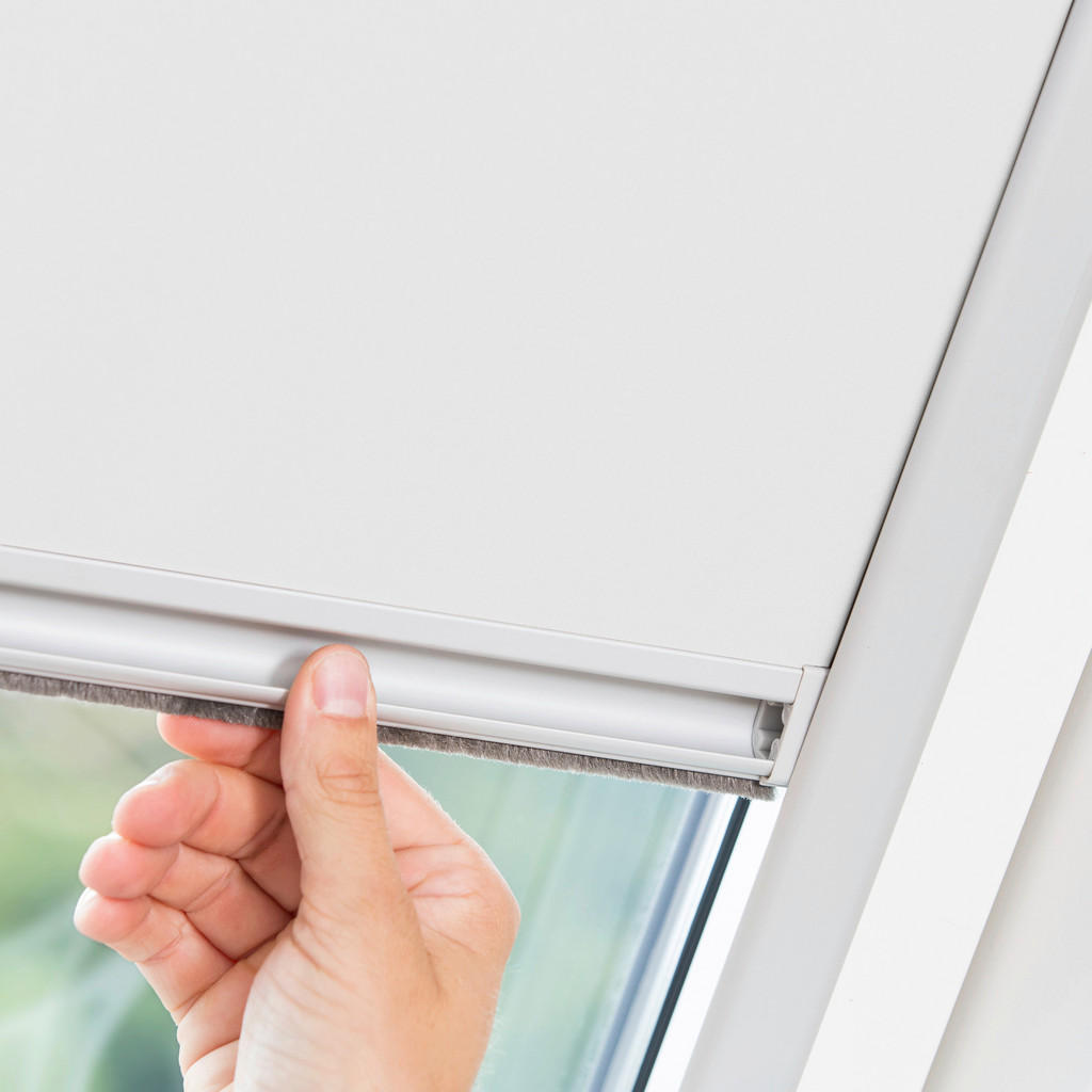 Thumbnail - LICHTBLICK Dachfensterrollo Skylight VD weiß B/L: ca. 61,3x94 cm