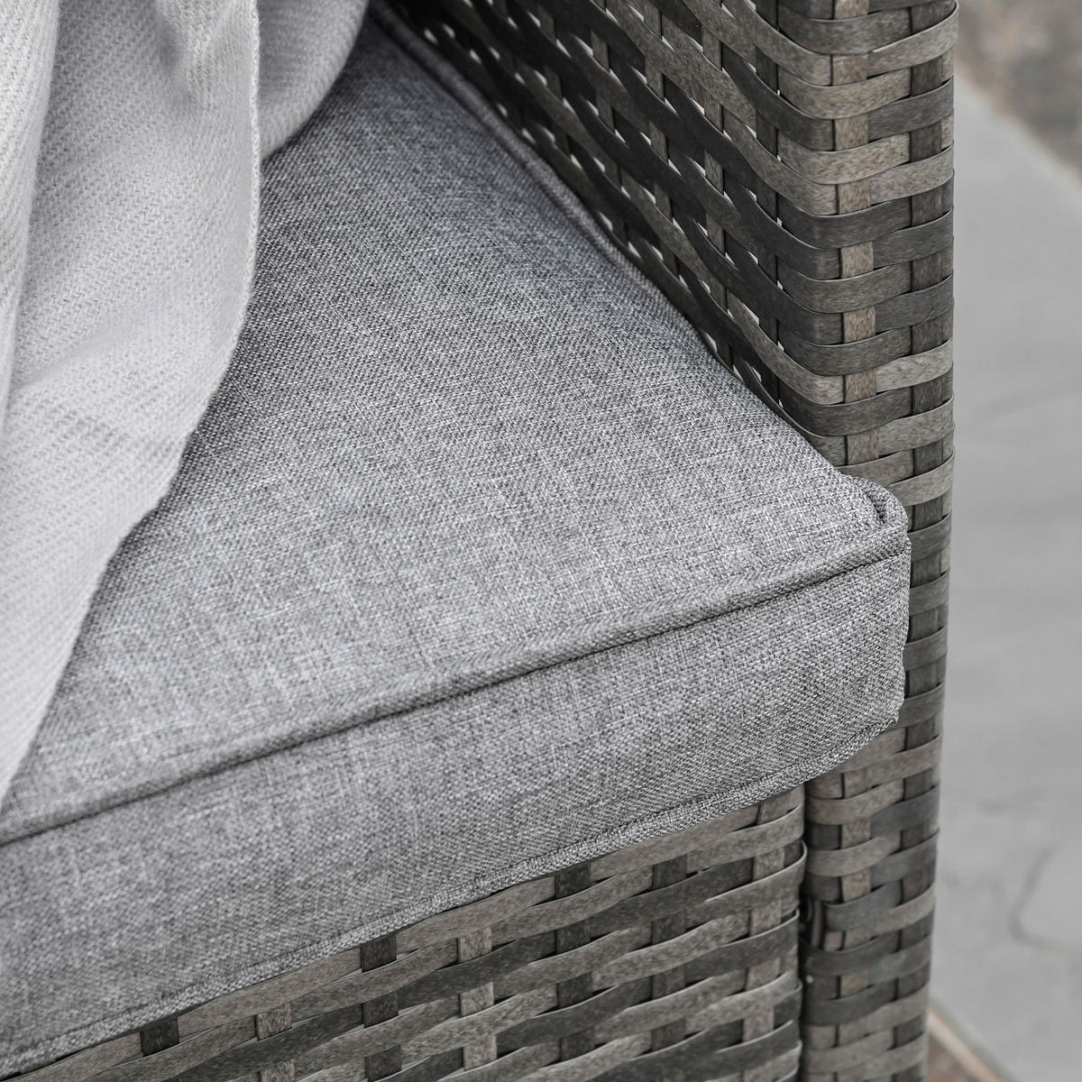 Outsunny Loungesofa grau Stahl B/H/T: ca. 173x78x68 cm Loungesofa_als_3sitzer - beige/grau (173,00/78,00/68,00cm) - Outsunny