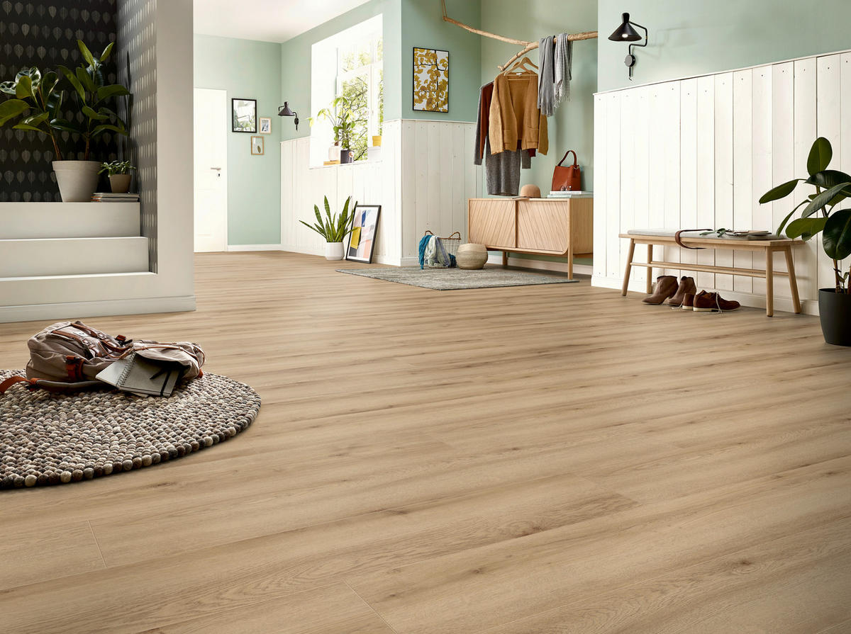 Laminatboden Buche natur ca. 2,694 m² im Paket  B/L: ca. 24,4x138 cm pro Paket Buche natur ca. 2,694 m² im Paket - natur (24,40/138,00cm)