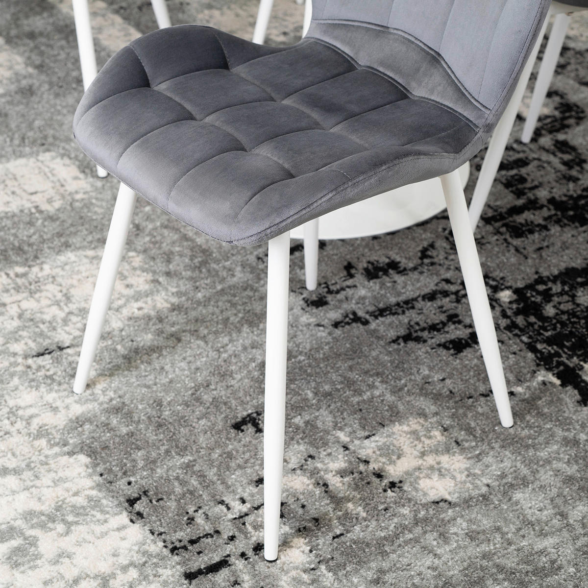 Stuhl LUCKY grau weiß Velourstoff B/H/T: ca. 47x86x58 cm LUCKY - weiß/grau (47,00/86,00/58,00cm) - WIPMEB