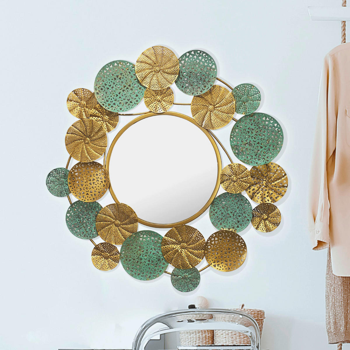 Wandspiegel gold grün Metall B/H/T: ca. 80x77x2,5 cm Wandspiegel - gold/grün (80,00/77,00/2,50cm) - Wohnling