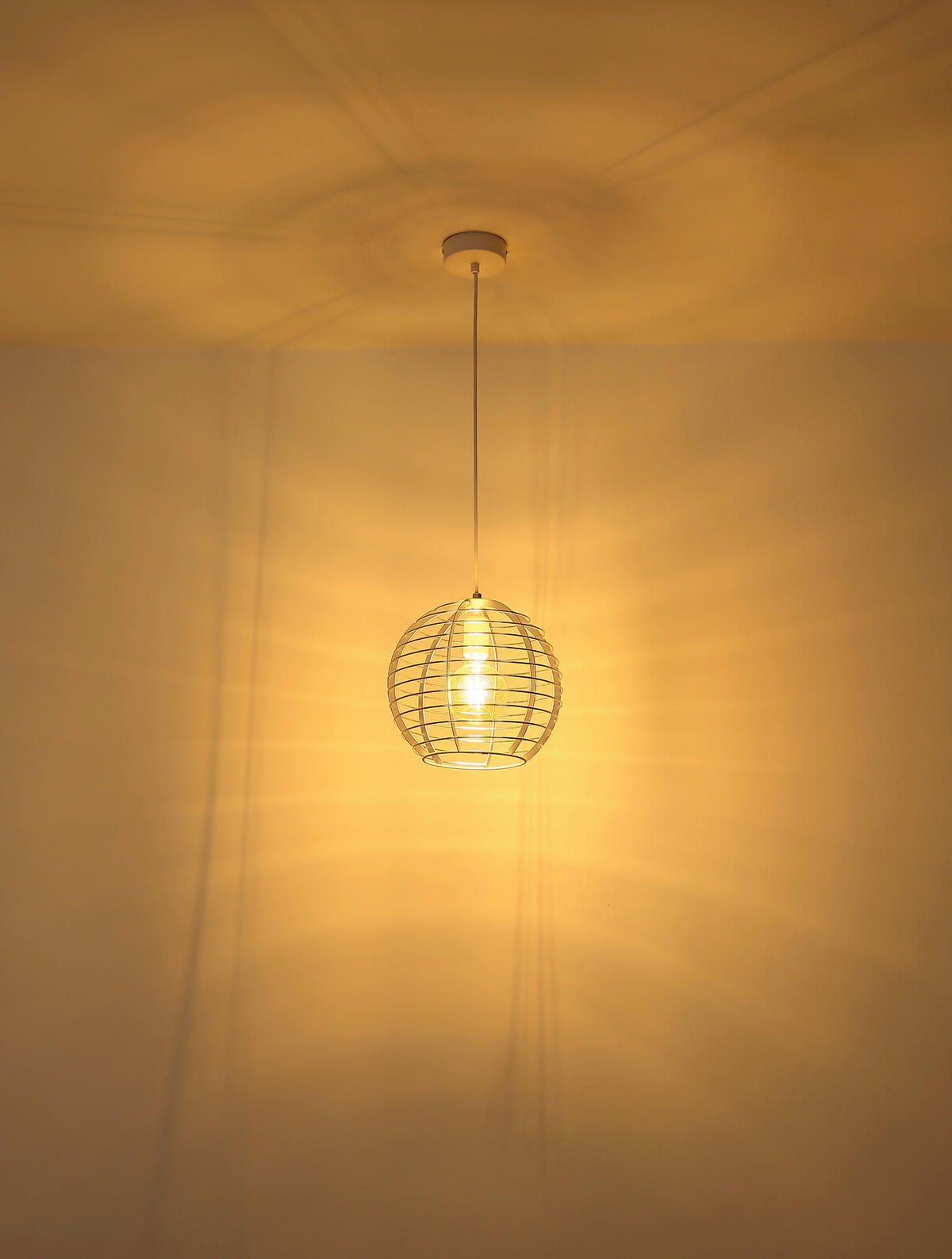 GLOBO Hängeleuchte Chrom weiß Metall Aluminium B/H/L: ca. 34x33x34 cm E27 1 Brennstellen Hängeleuchte-Nesa - weiß/Chrom (34,00/34,00/33,00cm) - GLOBO