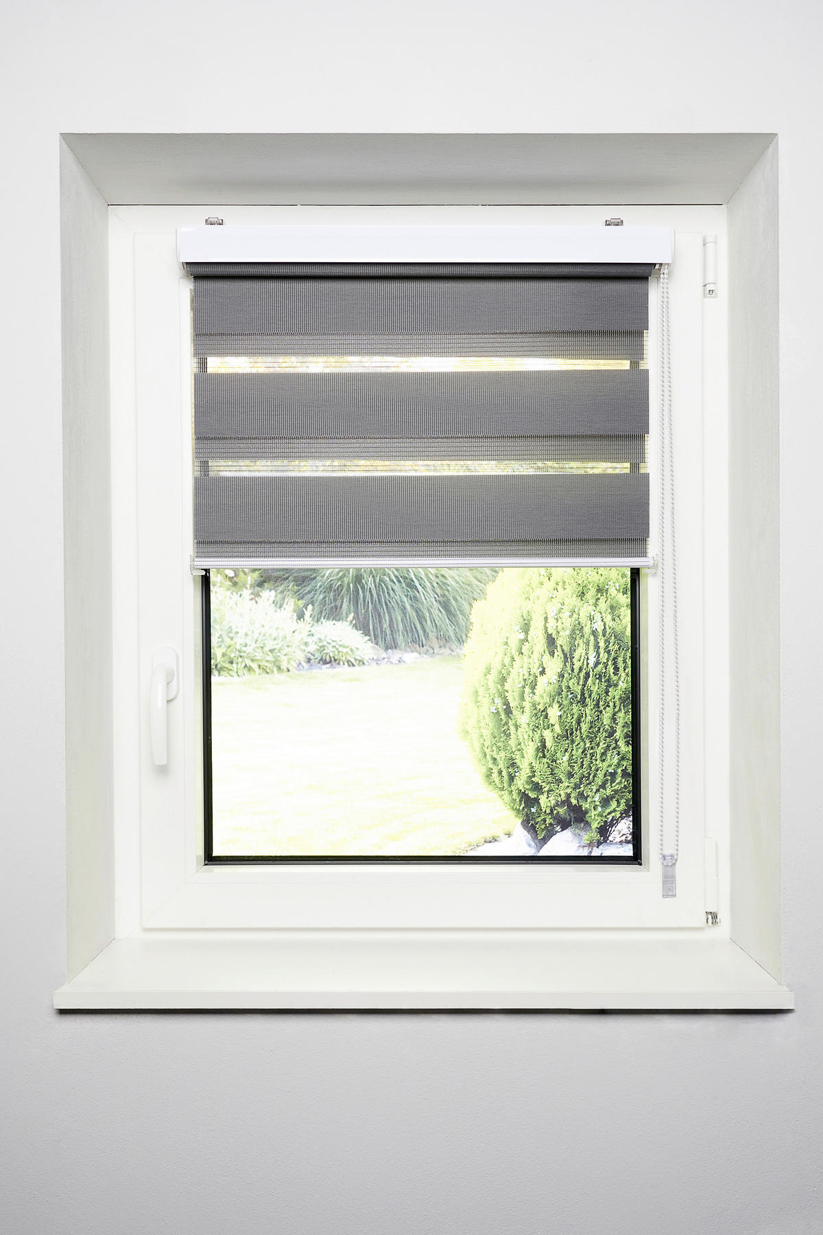 Doppelrollo mit Blende grau B/L: ca. 120x160 cm online bei POCO kaufen