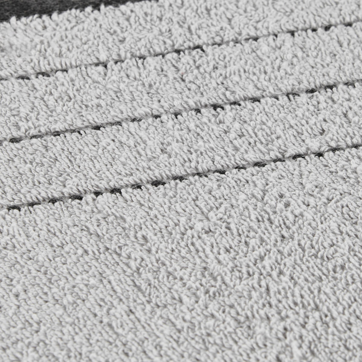 Duschtuch NEO NEO - silber (80,00/150,00cm) - POCOline