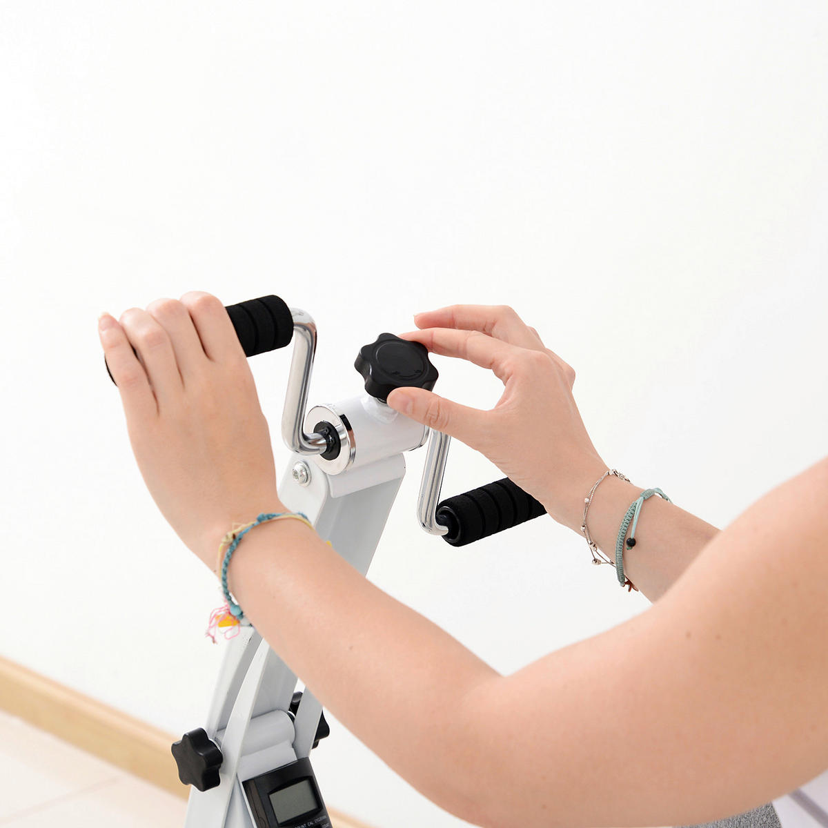 HOMCOM Bewegungstrainer weiß Stahl B/H/L: ca. 50x96x41 cm Bewegungstrainer_für_Senioren - weiß (41,00/50,00/96,00cm) - HOMCOM