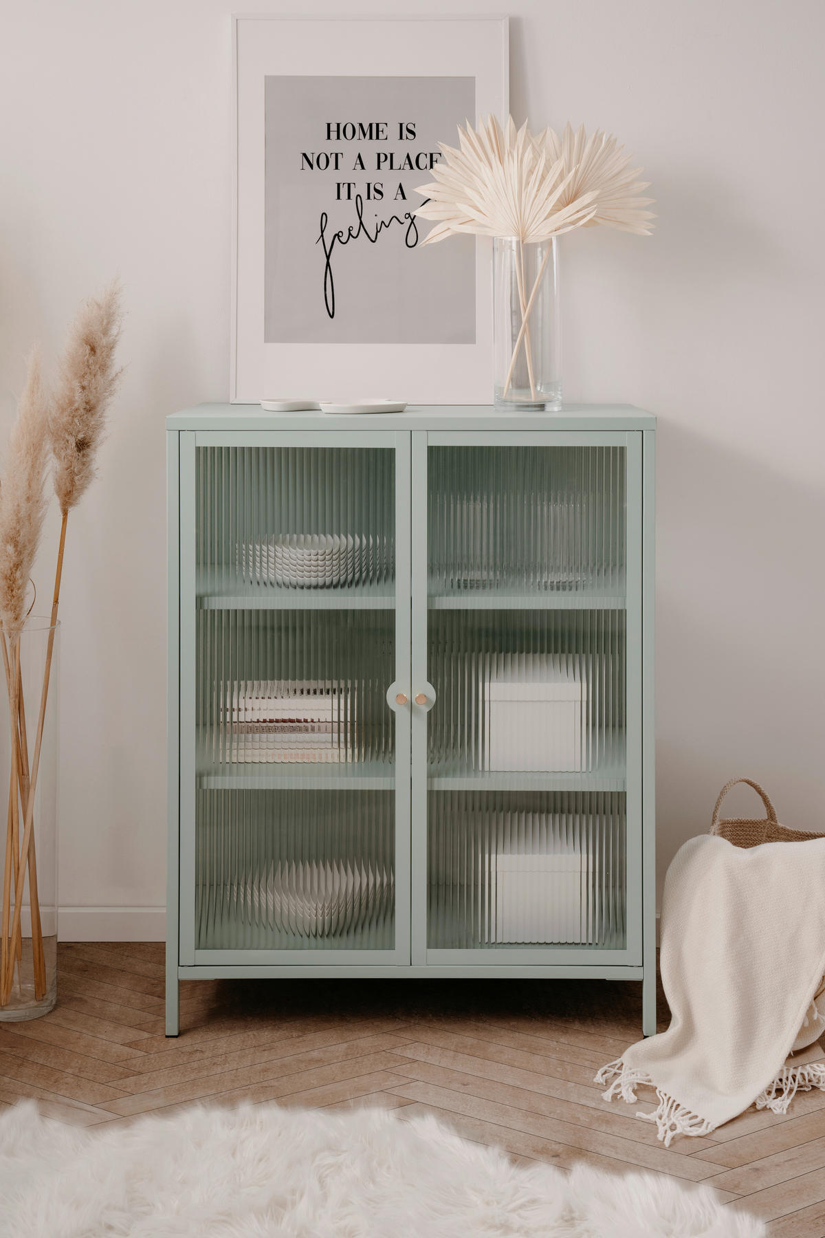 Vitrine Milton mint B/H/T: ca. 80x102x40 cm Milton - mint (80,00/102,00/40,00cm)
