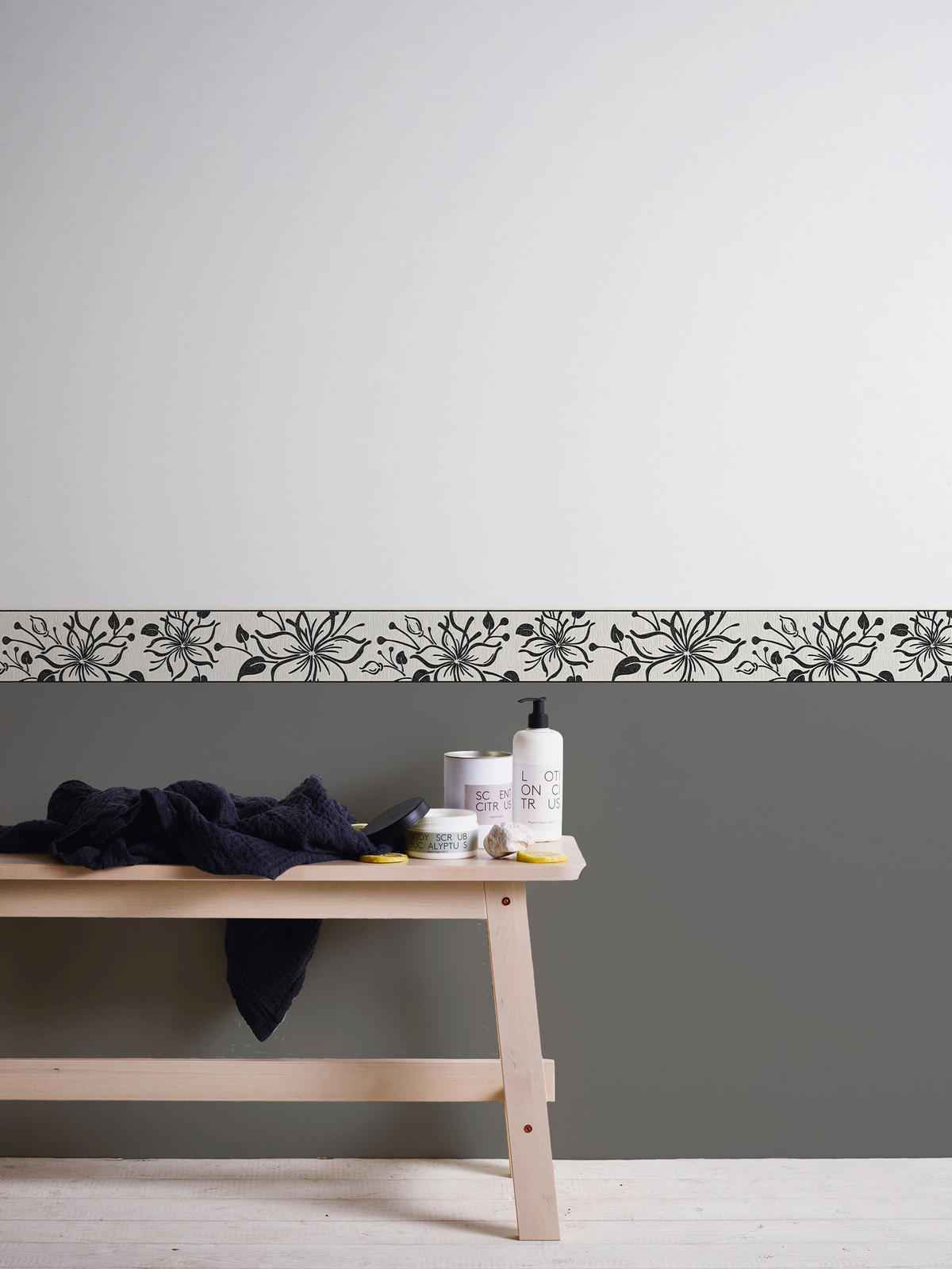 A.S.Creation Bordüre silber weiß B/H/D: ca. 13x500x8,5 cm Bordüre_selbstklebend - weiß/silber (8,50/500,00cm) - A.S.Creation