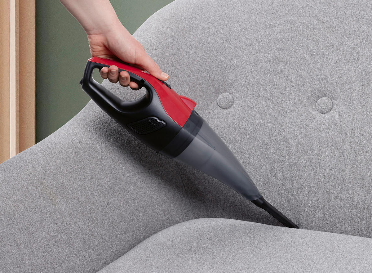 CLEANmaxx Akku-Handstaubsauger rot schwarz B/H/L: ca. 10x12x37 cm Akku-Handstaubsauger - rot/schwarz (37,00/10,00/12,00cm) - CLEANmaxx