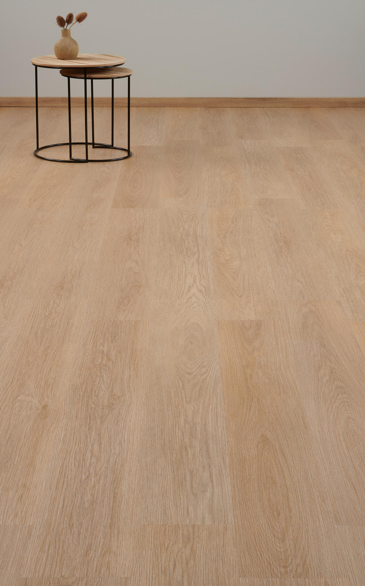 Click-Vinylboden Eiche natur ca. 3,109 m² im Paket  B/L: ca. 18,2x122 cm pro Paket Eiche natur ca. 3,109 m² im Paket - (18,20/122,00cm)