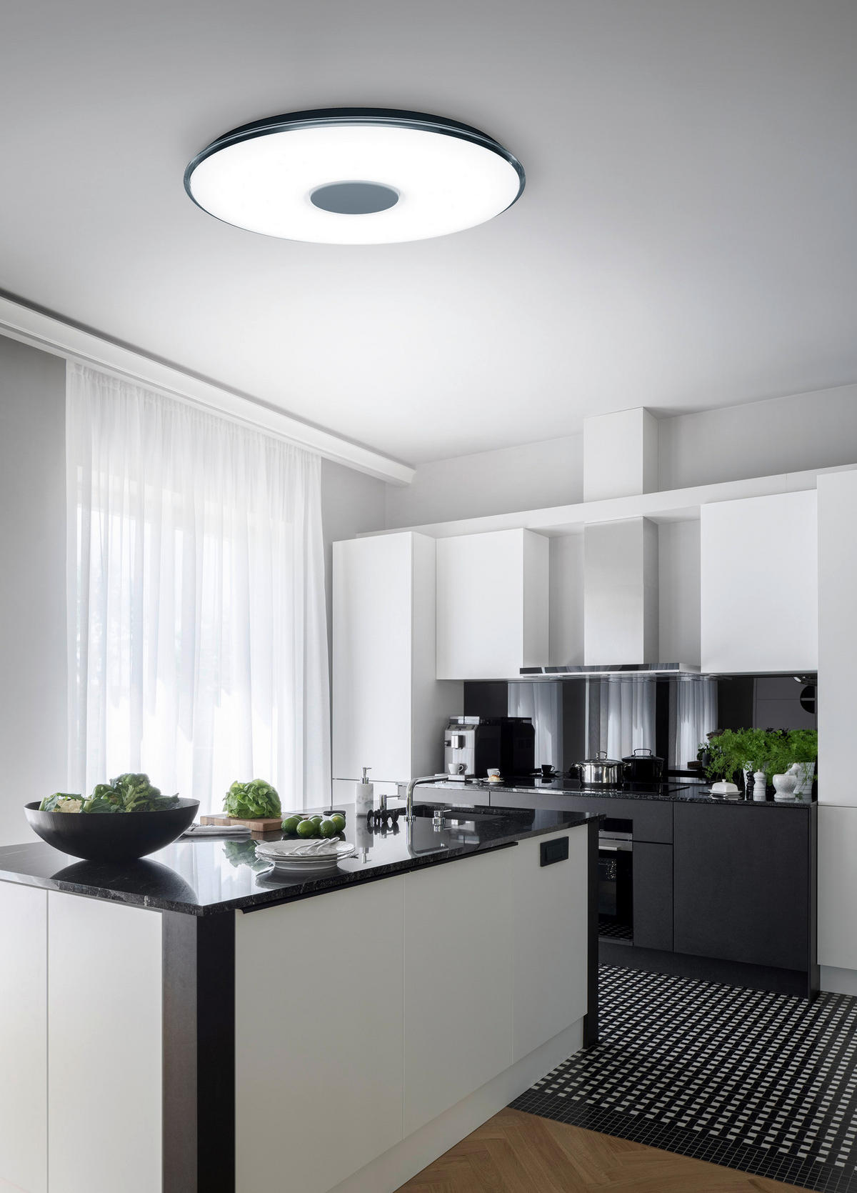 TRIO Deckenleuchte Tokyo weiß Kunststoff H/D: ca. 7x60 cm null 1 Brennstellen Tokyo - weiß (60,00/7,00cm) - TRIO