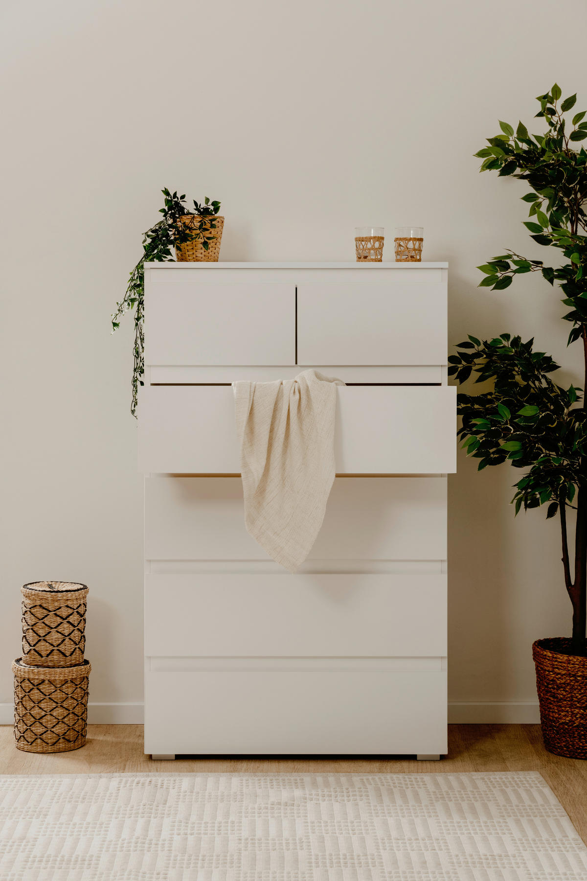 Schubkastenkommode Capetown weiß glänzend weiß B/H/T: ca. 80x132x40 cm Capetown - weiß (80,00/132,00/40,00cm)